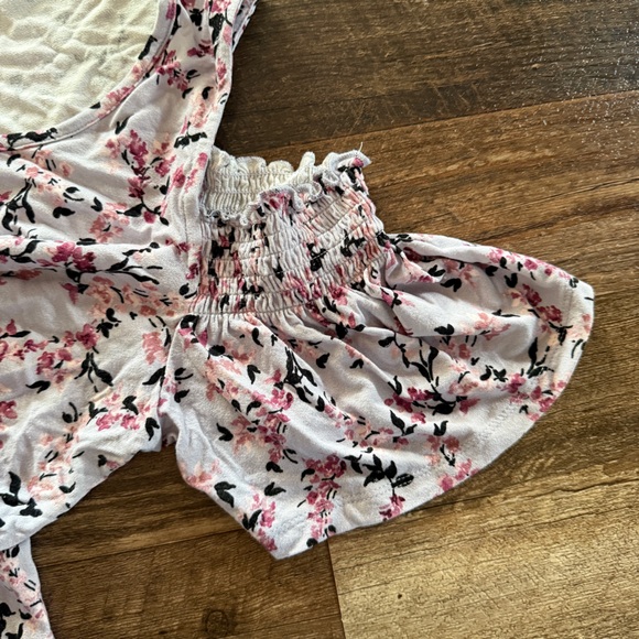 Elle Cold Shoulder Short Sleeve Top - Picture 9 of 12